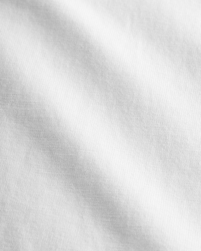 Long Sleeve Oversize, Men (White) | bareen | Modellen er 185 cm og har str. XL på