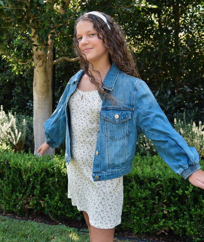 8apart Women Daisy Cropped Jean Jacket Womens Casual Tops 8apart Denim Juniors/Women S
