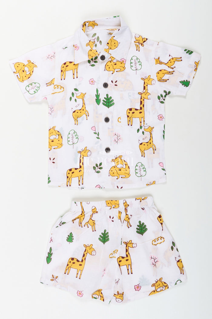 The Nesavu Boys Casual Set Animal print cotton co-ord for toddler boys’ daily dressing Nesavu 16 (1Y) / Yellow BCS409A-16 Nesavu toddler boys cotton co-ord set giraffe animal print  fun outfit playdates outings