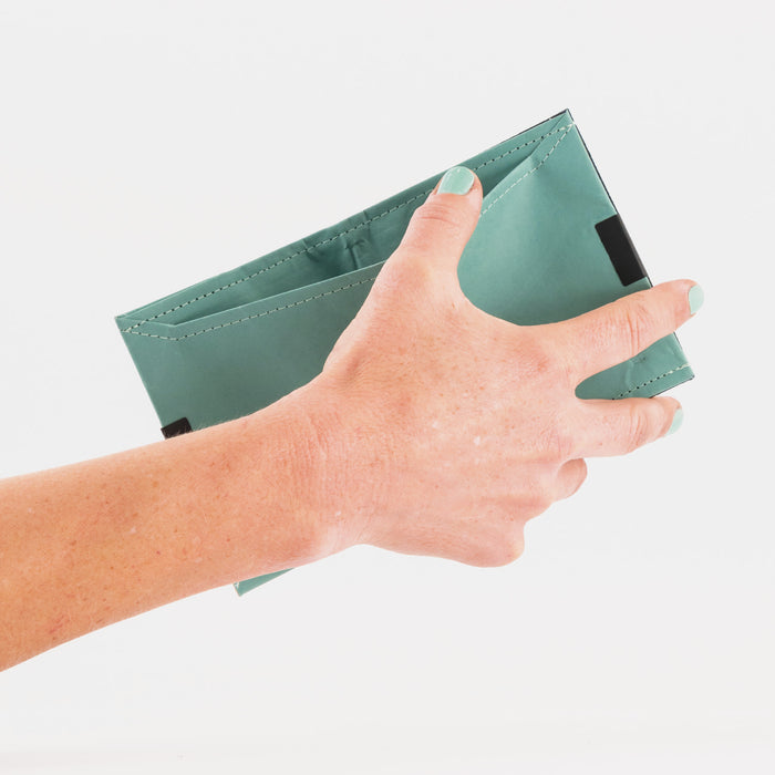 Aqua Square Wallet