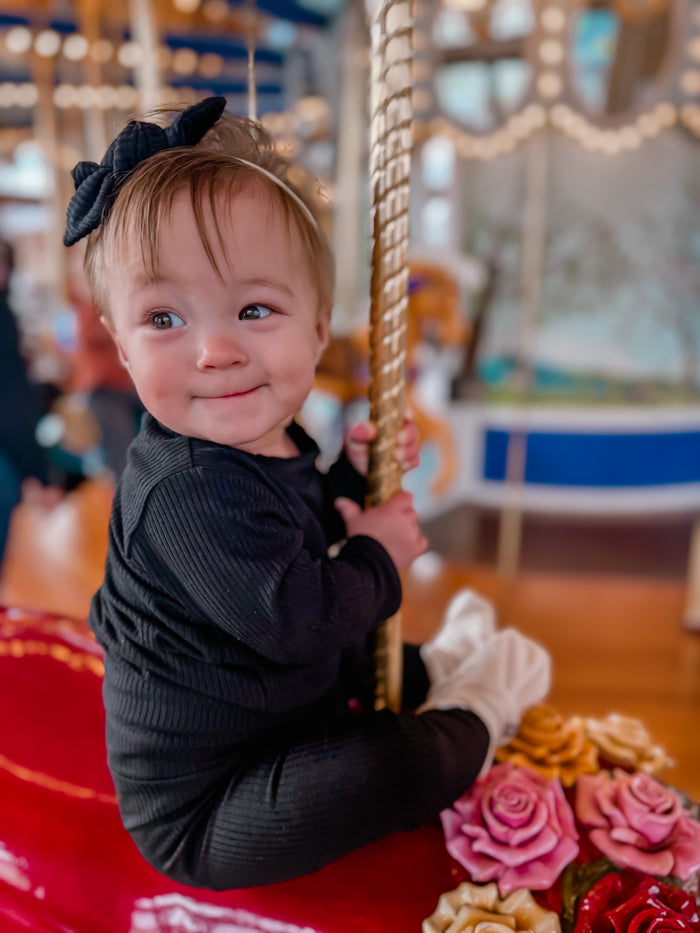 Baby Girl in Black Ribbed Headbands
