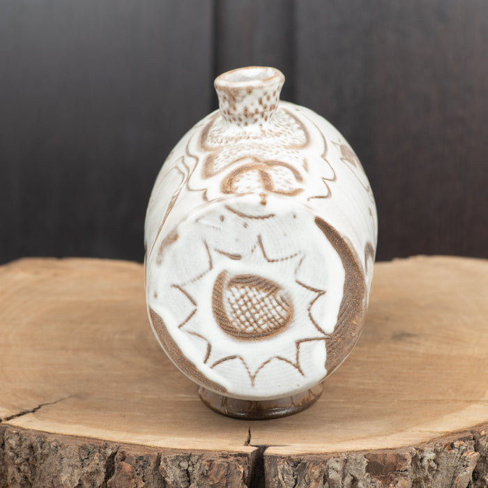 Bottle, stoneware, Louise Harter