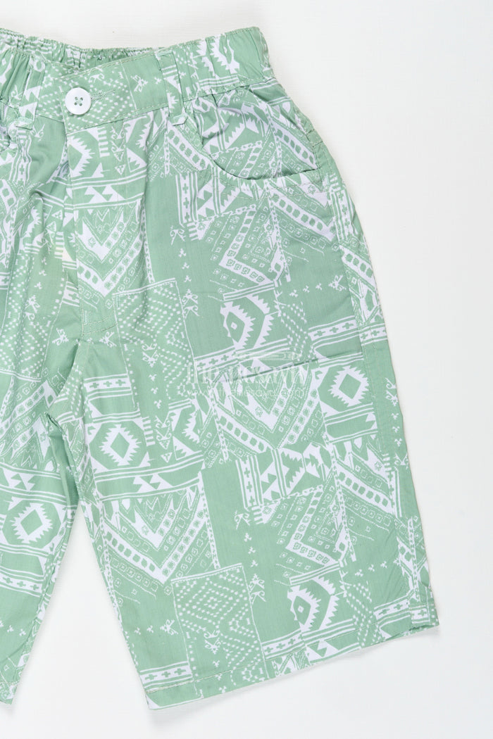 The Nesavu Boys Shorts Boys Cotton Print Short Dress Style Shorts with Paisley Digital Pattern and Comfortable Fit Nesavu Nesavu Boys Green Cotton Shorts Print Short Dress Style Paisley Pattern Elastic Waist