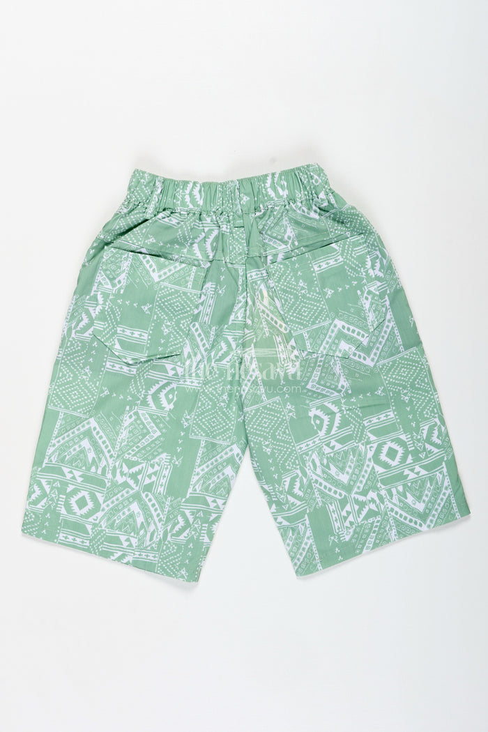 The Nesavu Boys Shorts Boys Cotton Print Short Dress Style Shorts with Paisley Digital Pattern and Comfortable Fit Nesavu Nesavu Boys Green Cotton Shorts Print Short Dress Style Paisley Pattern Elastic Waist