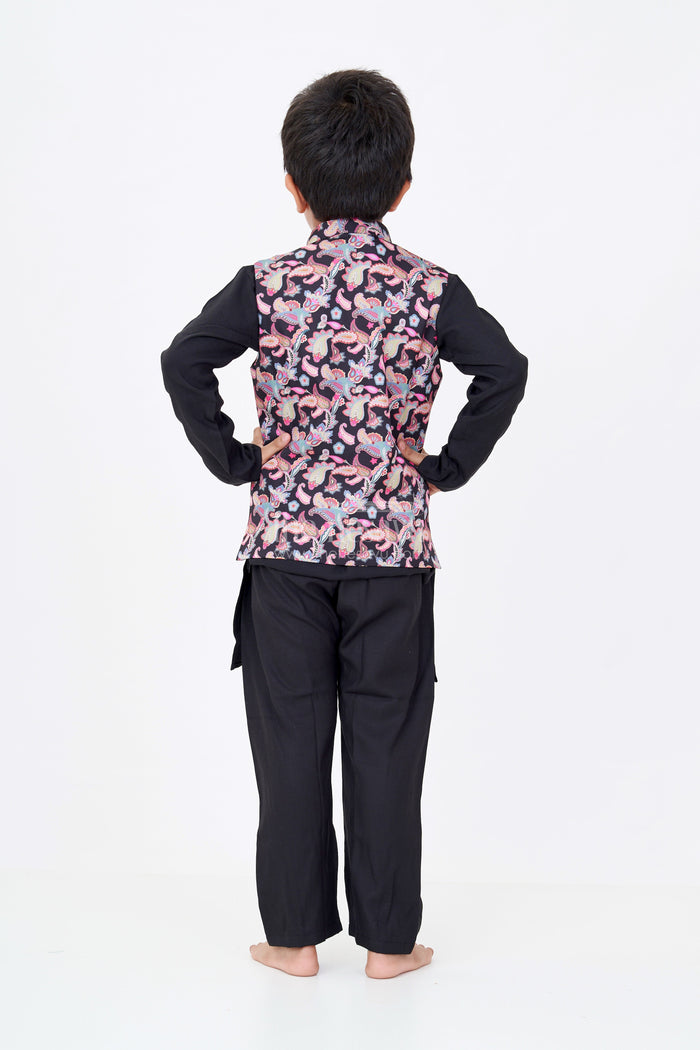 The Nesavu Boys Kurtha Set Boys Pure Black Kurta Set with Silk Blend Fabric and Vibrant Digital Printed Nehru Jacket Nesavu Boys Pure Black Kurta Set Paisley Digital Print Jacket Silk Blend | The Nesavu
