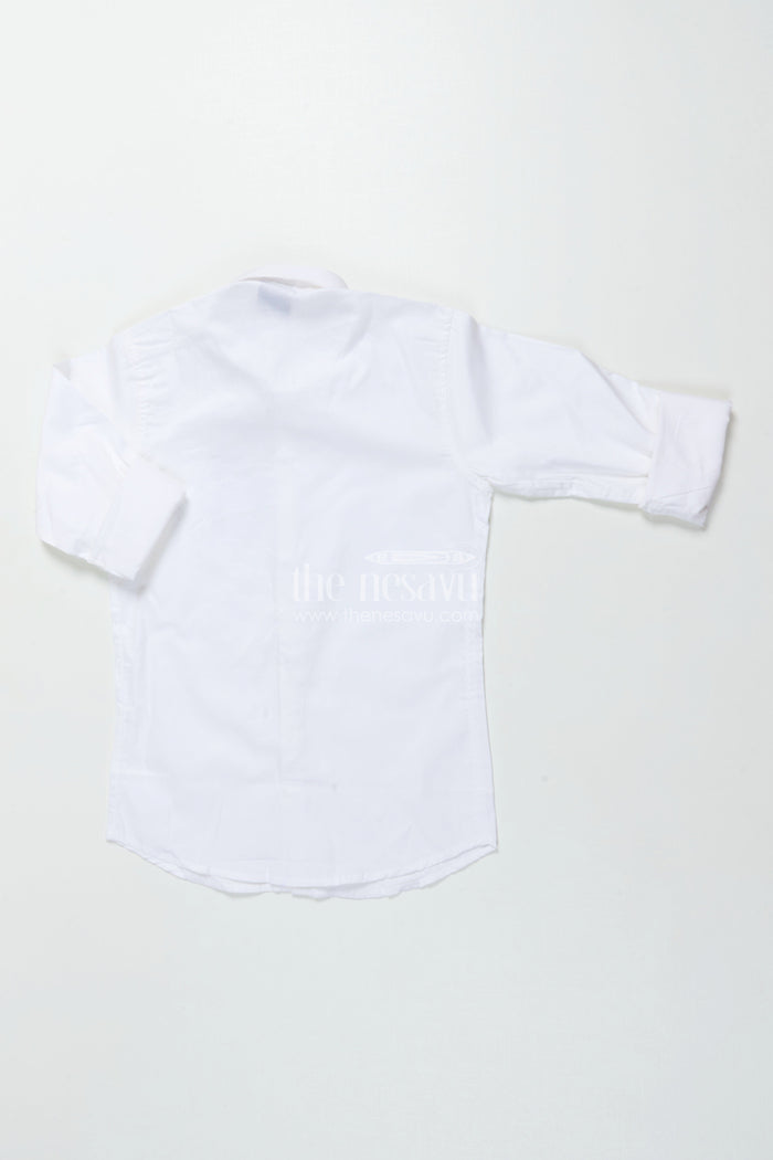 The Nesavu Boys Cotton Shirt Boys White Cotton Shirt with Multicolor Wolf Face Print Trendy Smart Casual Nesavu Boys white shirt multicolor wolf print cotton blend smart casual shirt