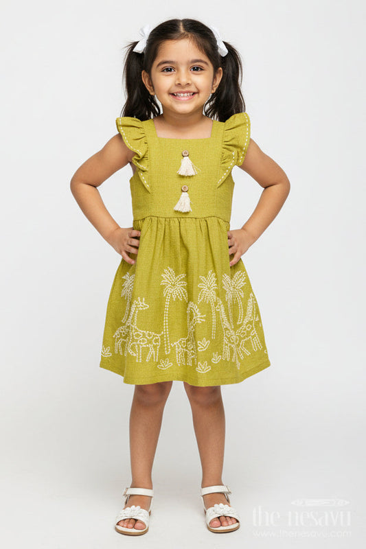 The Nesavu Girls Cotton Frock Casual Frock for Toddler Girls with Animal Embroidery Nesavu 20 (3Y) / Green GFC1855B-20 Nesavu Olive Green Cotton Casual Frock Girls Giraffe Embroidery Lightweight Comfort