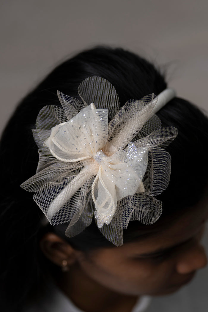 The Nesavu Hair Band Classic Ivory Sparkle Tulle Hairbow on Chic Hairband Nesavu Half white JHB76D Ivory Tulle Hairbow with Sparkle Detail | Elegant Accessory for Everyday Glamour | The Nesavu