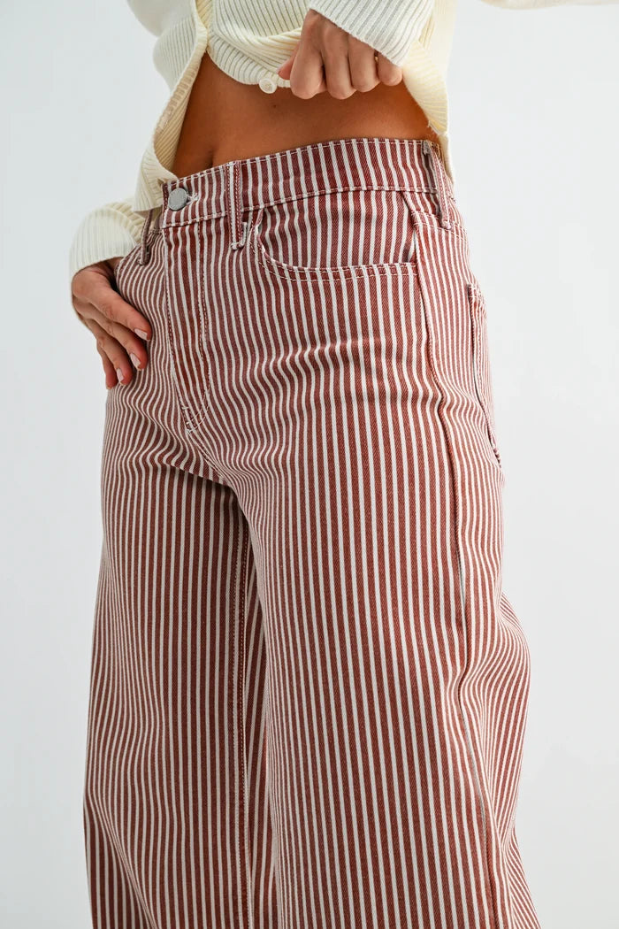 Classic Relaxed Wide Leg - Spice Brown Stripe
