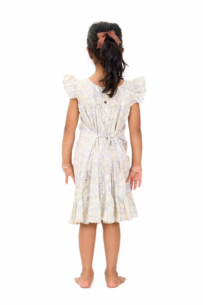 The Nesavu Girls Cotton Frock Elegant Girls Floral Cotton Dress with Vibrant Print and Ruffle Details Nesavu Nesavu Girls Floral Cotton Dress Lace Yoke Ruffle Hem Cheerful Print Spring Events