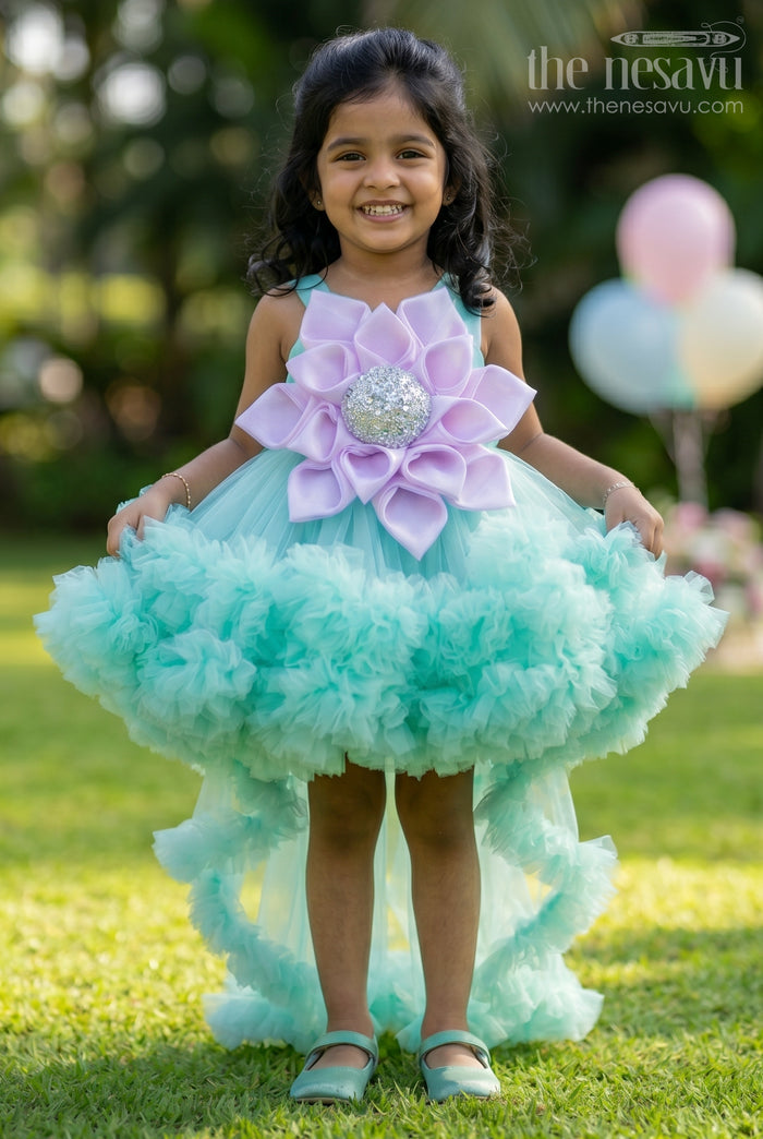 The Nesavu Girls Fancy Party Frock Fancy Party Frock with Floral Embellishment for Baby Girls Nesavu 16 (1Y) / Green PF213B-16 Nesavu fancy party frock baby girls floral embellishment soft net