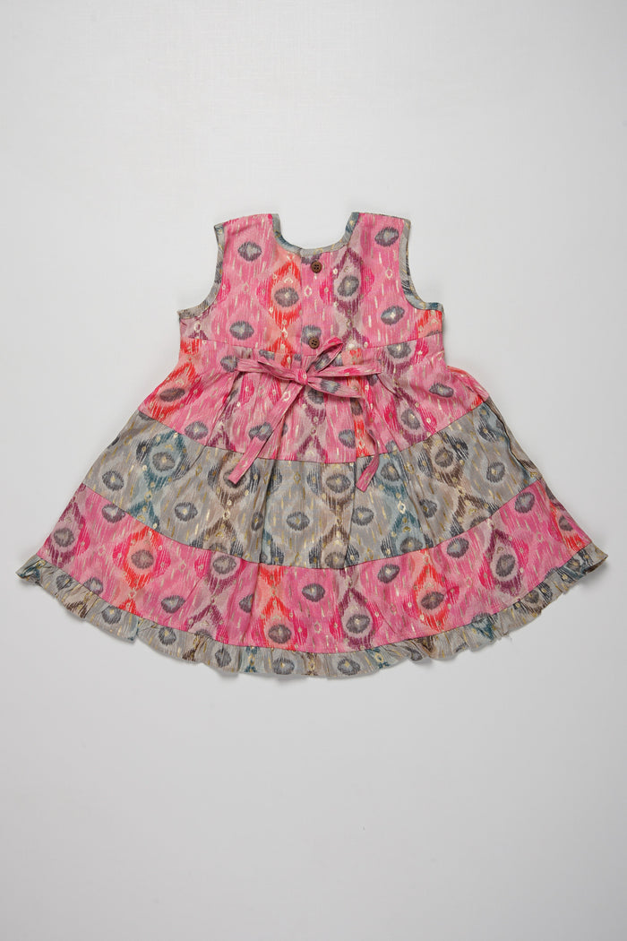 The Nesavu Girls Cotton Frock Floral Tiered Cotton Frock for Trendy Girls Nesavu Sleeveless Floral Girls Cotton Frock | Summer Party and Play Dress | The Nesavu