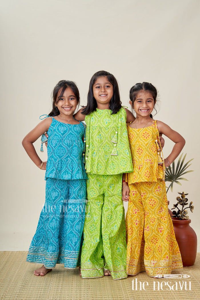 The Nesavu Girls Casual Set Girls Green Halter Top with Ethnic Printed Skirt for Festive Occasions Nesavu Nesavu Green Cotton Ethnic Skirt Set Girls Printed Halter Top Lace Hem