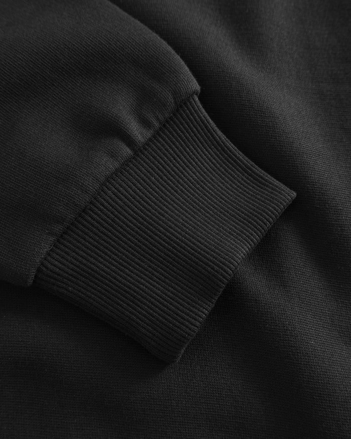 Hoodie Classic, Men (Black) | bareen | Modellen er 185 cm og har str. L på