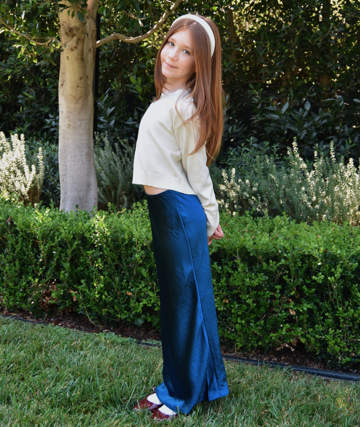 Katie J NYC Juniors Anastasia Satin Maxi Skirt Womens Casual Dresses Katie J NYC Navy Juniors/Women XS