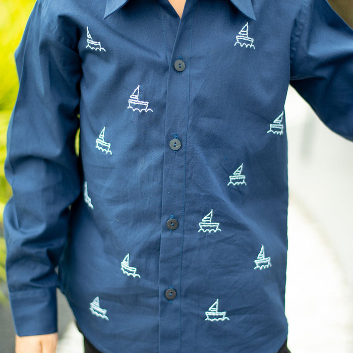 Mini Sail Boats Embroidered Organic Cotton Shirt - Navy (1-14 Years)
