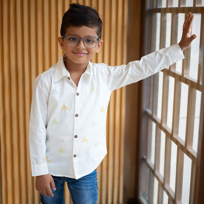 Mini Sail Boats Embroidered Organic Cotton Shirt - White (1-14 Years)