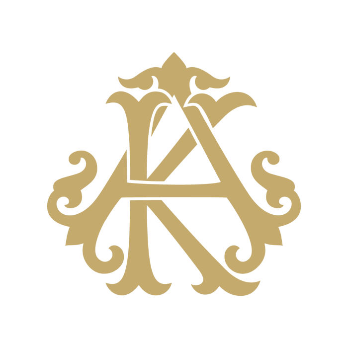 Monogram Chic AK