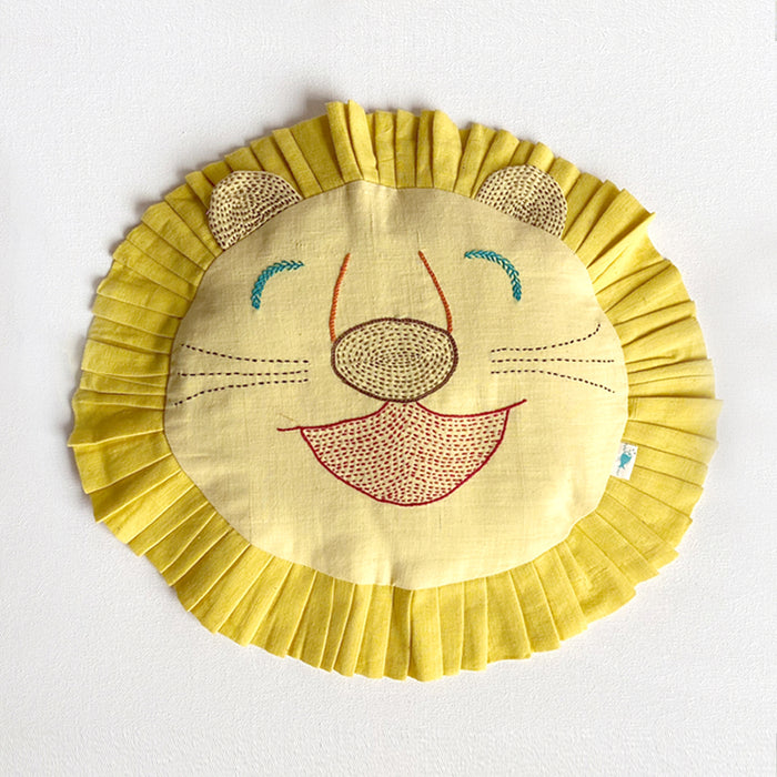 NEWBORN GIFT SET - ORGANIC MUSTARD SEED LION PILLOW + MARACAS (0-12 Months)