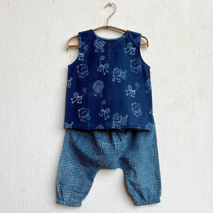 Organic Indigo Zoo Jhabla With Check Pants (0-7 Years)