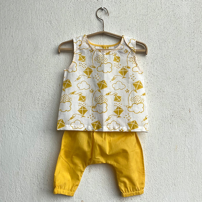 Organic Patang Jhabla With Yellow Pants (All Ages)