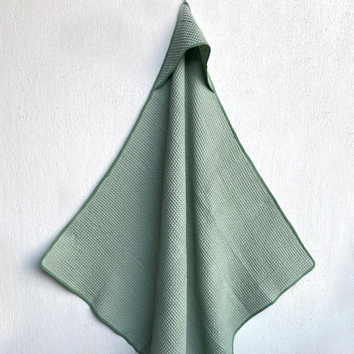 ORGANIC WAFFLE HOODED TOWEL SET (All Ages)