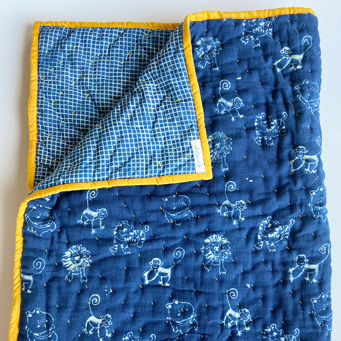 ORGANIC ZOO QUILT (All Ages)