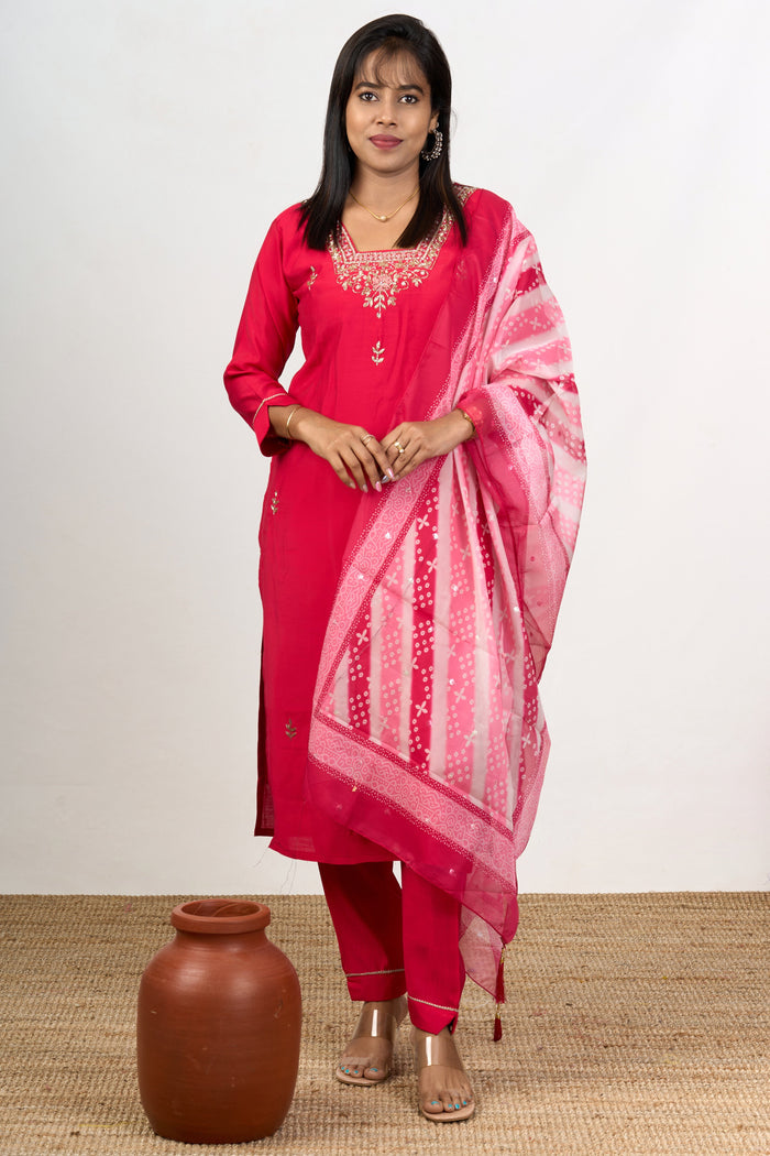 The Nesavu Womens Straight Suit Sets Pant Kurti Dupatta Set in Blend Silk with Vibrant Red and Ornate Embroidery for Women Nesavu 38 (M) / Red WTH060A-38 Blend Silk Pant Kurti Dupatta Set Gold Embroidery Festive Formal Occasions | The Nesavu