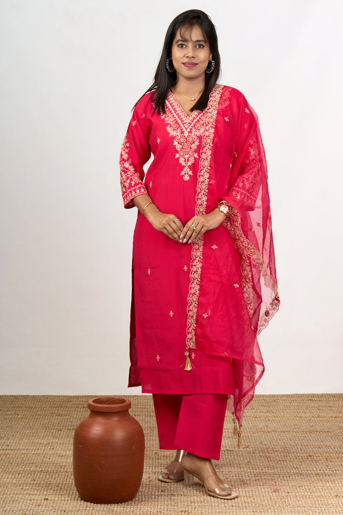 The Nesavu Womens Straight Suit Sets Stylish Blend Silk Kurtis Set for Women with Embroidered Details Nesavu 38 (M) / Red WTH066A-38 Blend Silk Kurtis Set Women Gold Embroidery Flowy Dupatta - | The Nesavu