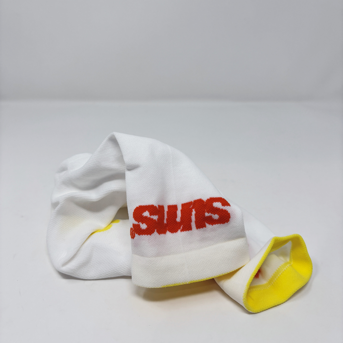 sums, all seasons, white / yellow / orange.