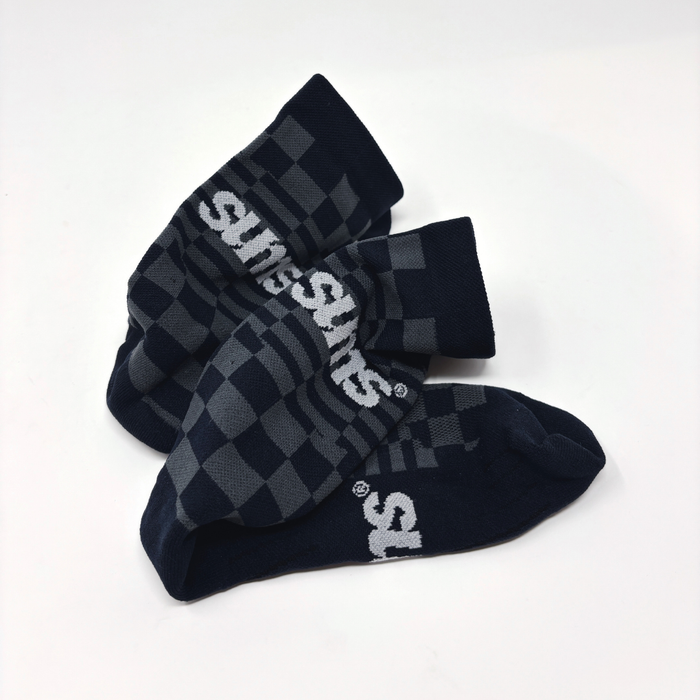 sums, checkers, black / grey.