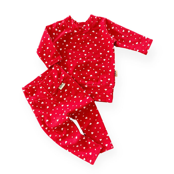 White Dainty Hearts on Red Lounge Set