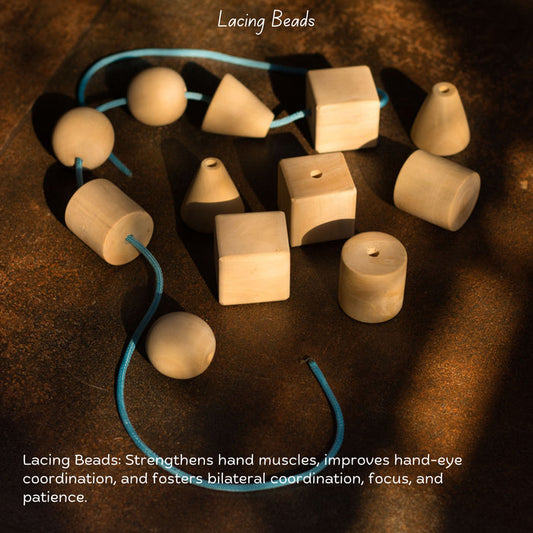 Wooden lacing beads (6 Months+)